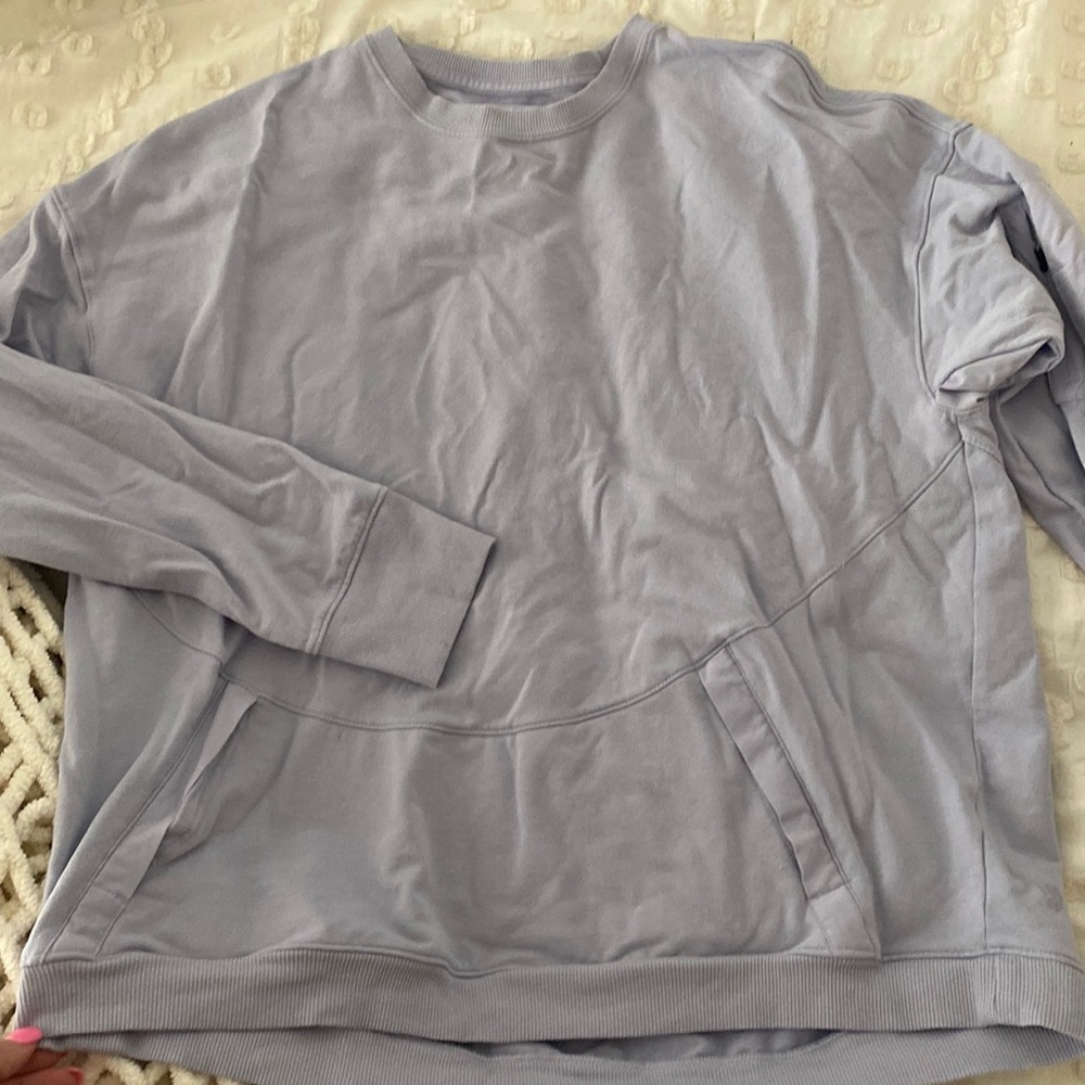 Workout sweatshirt